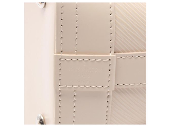 Borsa a Spalla Louis Vuitton Noe BB Bianco - vista 4