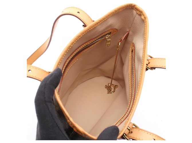 Borsa Louis Vuitton Bucket PM Monogram Marrone - vista 3