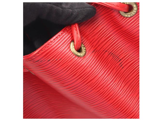 Noe Bolso de Hombro Louis Vuitton Petit Noé Epi Castilian Red Roja - vista 6