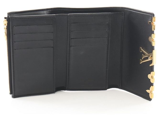 Cartera Louis Vuitton Portefeuille Capucines Compact Noir Tri-fold Wallet Negro - vista 3