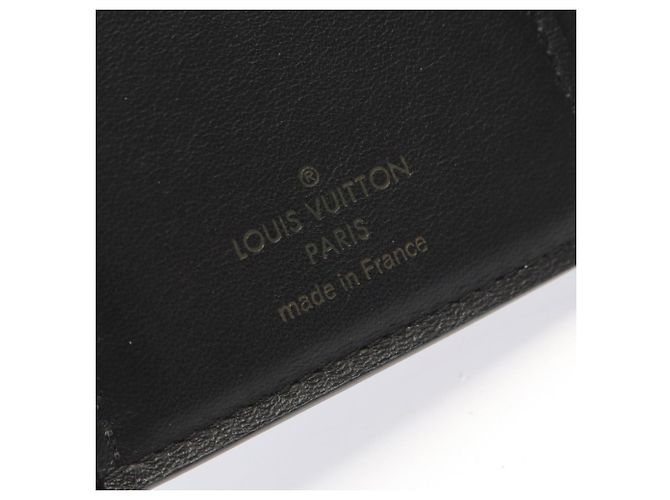 Cartera Louis Vuitton Portefeuille Capucines Compact Noir Tri-fold Wallet Negro - vista 4