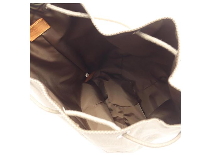Borsa a tracolla Louis Vuitton Matero PM Damier Geant Marrone Beige - vista 3