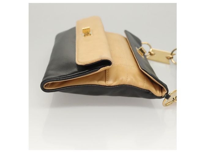 Borsa Chanel Chocolate Bar in agnello Beige - vista 3