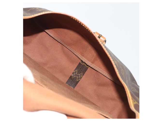 Louis Vuitton Saumur Monogram 35 Marrone - vista 5