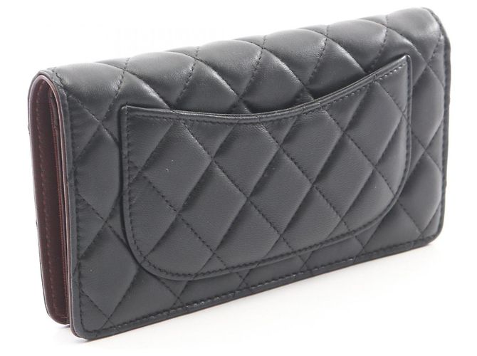 Chanel Matelassé Bi-fold Long Wallet aus schwarzem Lammleder - Ansicht 2