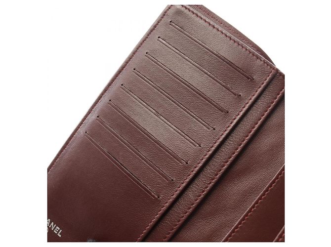 Chanel Matelassé Bi-fold Long Wallet aus schwarzem Lammleder - Ansicht 8