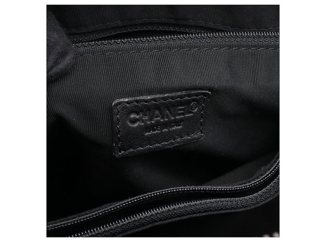Chanel Wild Stitch Tote Bag Black - view 4