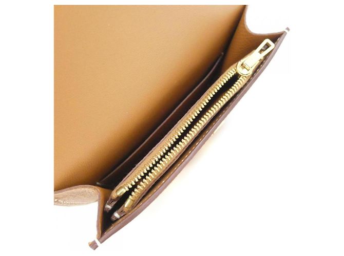 Hermès Carteira dobrável fina Hermes Constance Dourado - vista 4