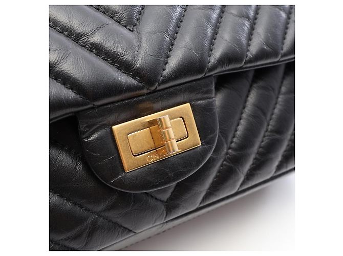 Borsa a tracolla Chanel 2.55 Chevron V-Stitch Double Flap Nero - vista 8