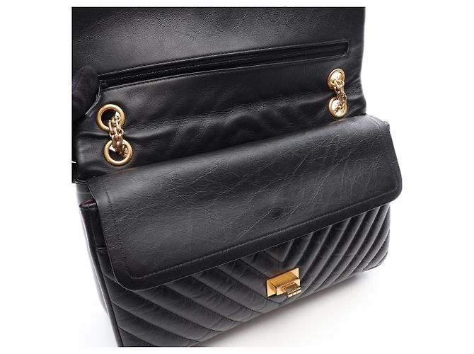 Borsa a tracolla Chanel 2.55 Chevron V-Stitch Double Flap Nero - vista 9