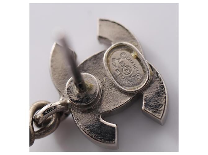 Orecchini pendenti Chanel Coco Mark D'oro Crudo - vista 3