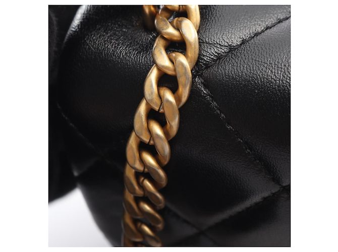 Borsa a tracolla Chanel Matelassé in agnello Nero - vista 11