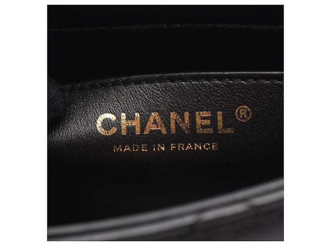 Borsa a tracolla Chanel Matelassé in agnello Nero - vista 4