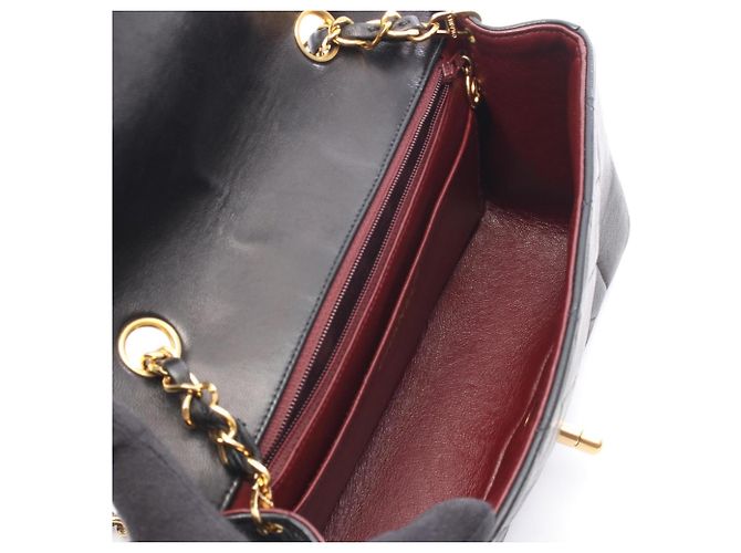 Borsa a Spalla Chanel Matelassé Diana Flap Nero - vista 3