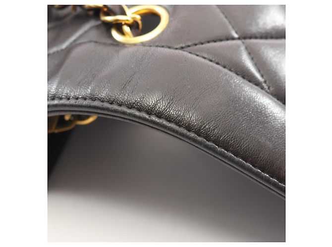 Borsa a tracolla Chanel Matelassé Diana Flap Nero - vista 9