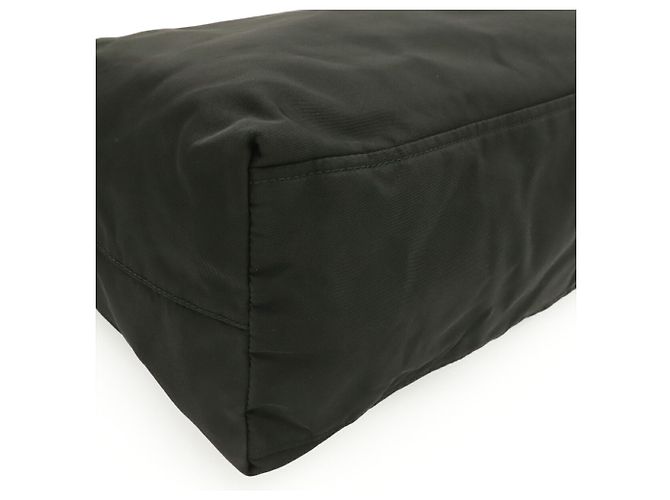 Borsa a tracolla Prada in nylon e pelle con triangolo Nero - vista 4