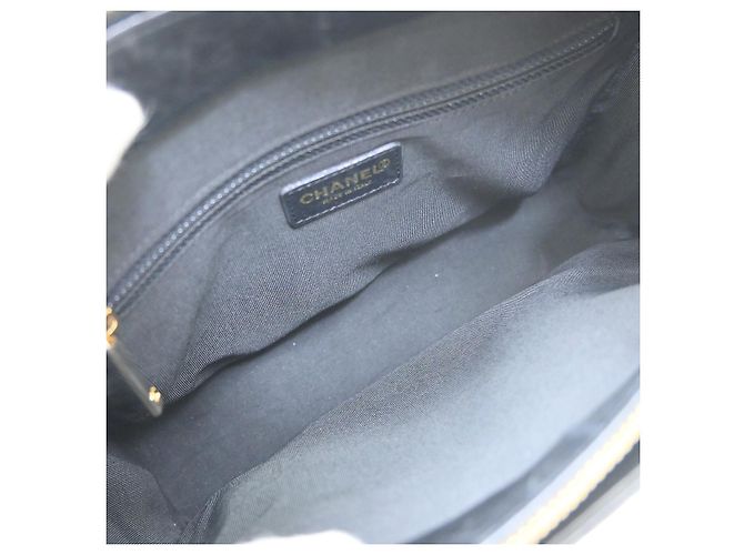 Chanel Chocolate Bar CC Tote aus gestepptem Leder Small Schwarz - Ansicht 3
