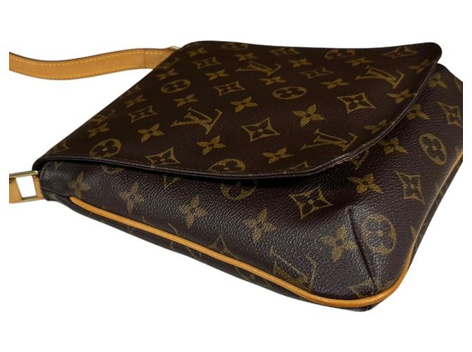 Borsa a tracolla Louis Vuitton Musette Salsa Short Monogram Marrone - vista 12