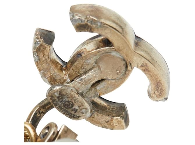 Orecchini a clip Chanel Coco Mark Swing Bianco D'oro - vista 4