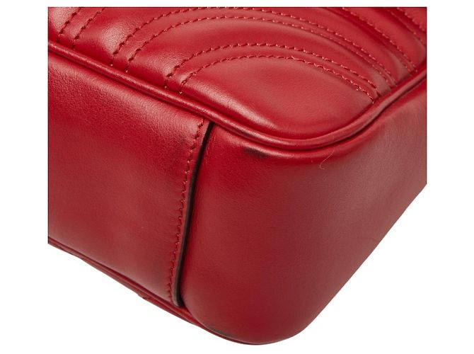 Borsa a tracolla con catena Gucci GG Marmont Rosso D'oro - vista 4