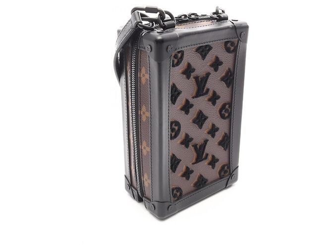 Louis Vuitton Vertical Soft Trunk Monogram Tuftage Schultertasche Braun Schwarz - Ansicht 2