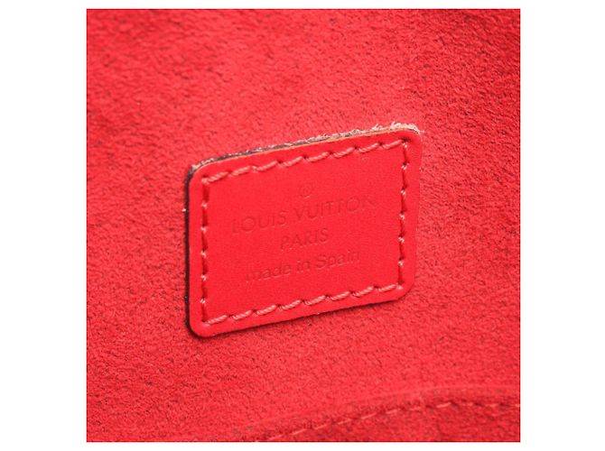 Borsa a spalla Louis Vuitton Voltaire Epi Castilian Red Rosso - vista 4