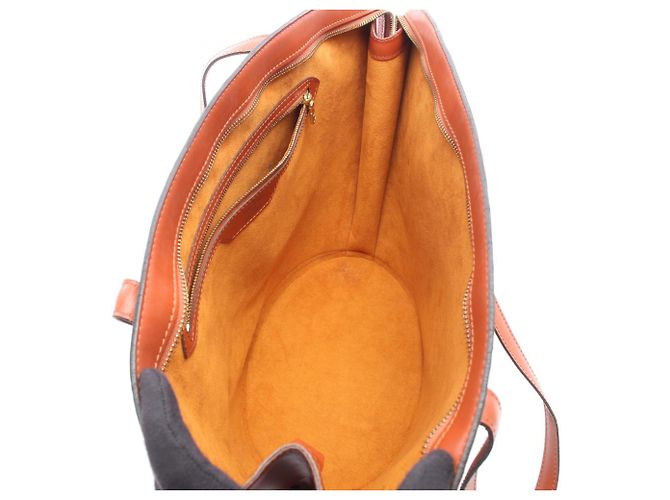 Borsa Louis Vuitton Saint Jacques Shopping Epi Kenya Brown Marrone - vista 3