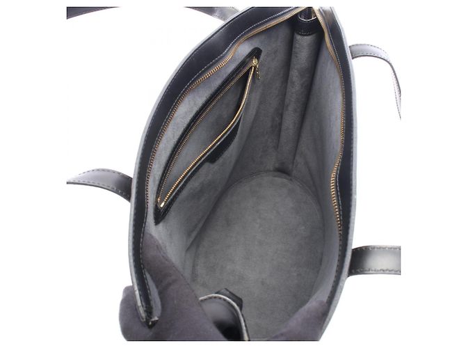 Borsa a tracolla Louis Vuitton Saint Jacques Shopping Epi Noir Nero - vista 3