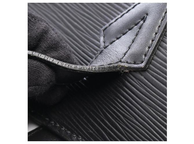 Borsa a tracolla Louis Vuitton Saint Jacques Shopping Epi Noir Nero - vista 7