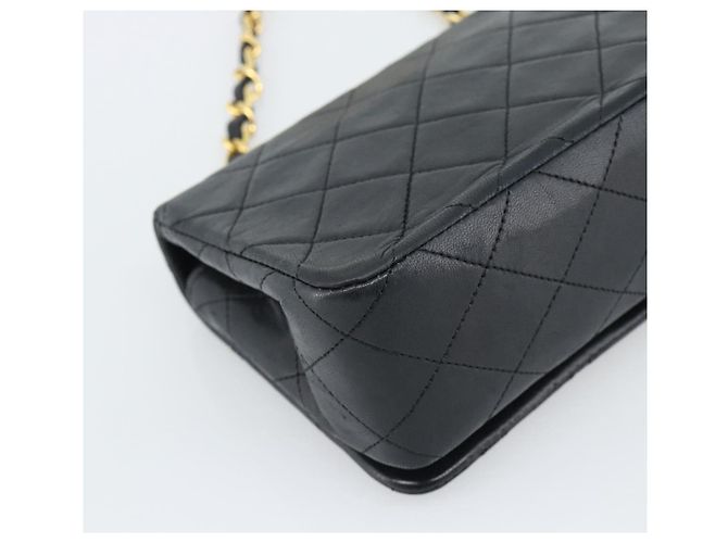 CHANEL Matelasse Chain Shoulder Bag Lamb Skin Black Gold CC Auth 194950V Noir Doré - vue 13