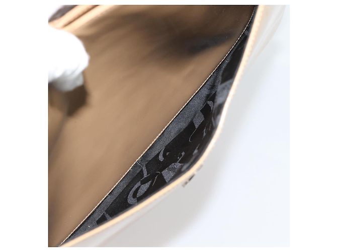 Borsa a Spalla Salvatore Ferragamo Gancini in Pelle Vernice Beige Argento Auth 195268 - vista 22