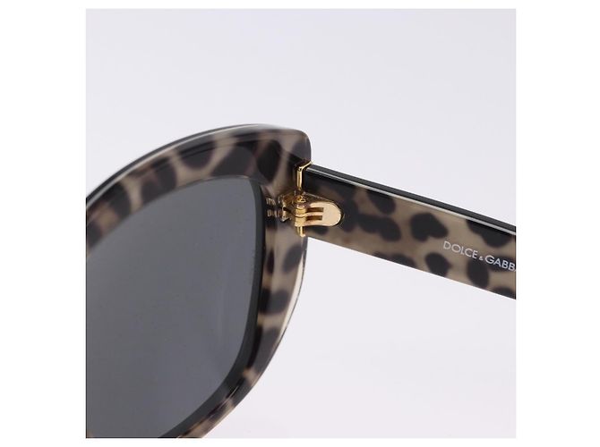 Dolce & Gabbana Occhiali da sole DOLCE&GABBANA in plastica nero e oro Auth BA14526 D'oro - vista 11