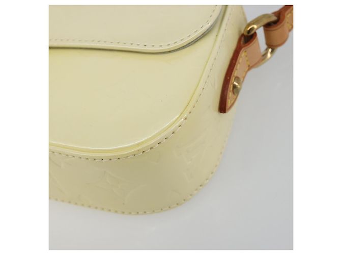 LOUIS VUITTON Monogram Vernis Malibu Street Bag Perle M91507 LV Auth 193921A - vista 15