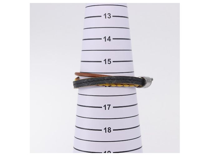 Bracciale LOUIS VUITTON LV Treble in pelle marrone M6423 LV Auth 193607A - vista 11