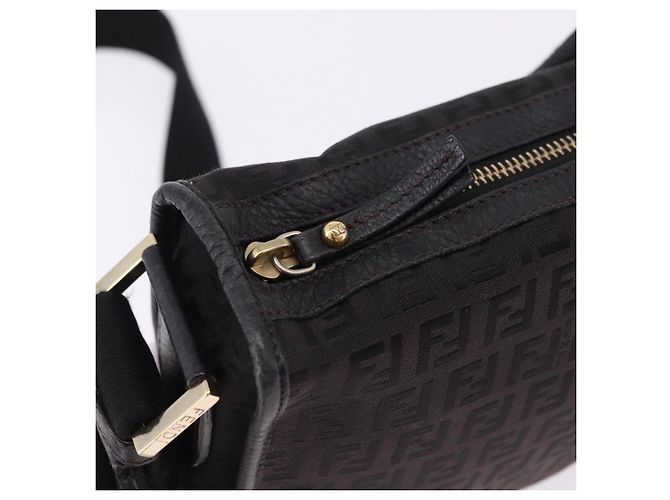 Borsa a Spalla FENDI Zucchino Canvas Nera Oro Auth bs36538 Nero D'oro - vista 14