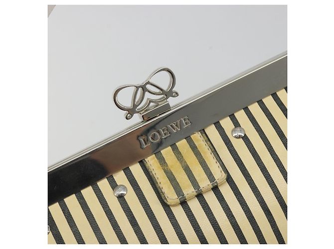 Borsa a Spalla LOEWE in Pelle Bianca Argento Auth 193364 Bianco - vista 17