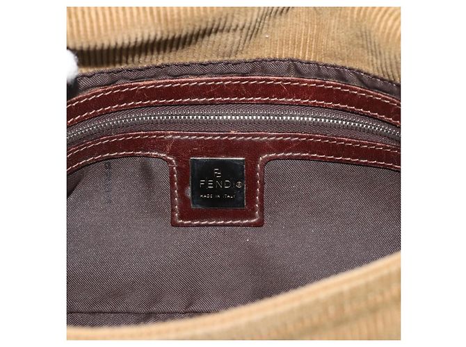 Borsa a tracolla FENDI Mamma Baguette in velluto a coste beige argento Auth 193421V - vista 15