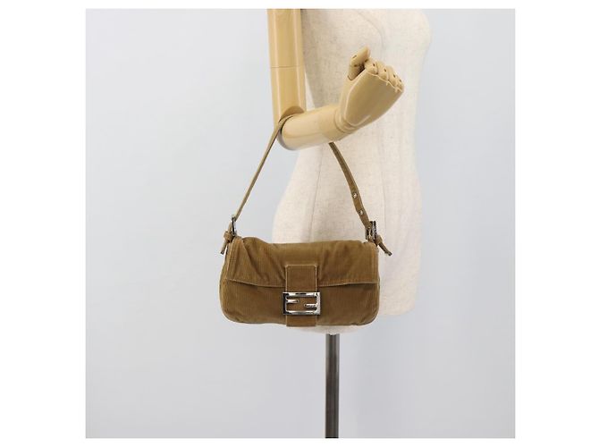 Borsa a tracolla FENDI Mamma Baguette in velluto a coste beige argento Auth 193421V - vista 22