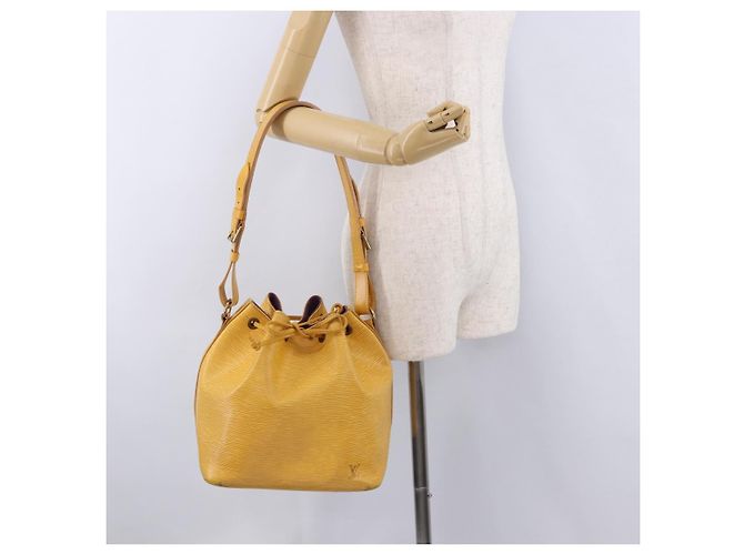 Bolsa de Ombro LOUIS VUITTON Epi Petit Noe Tassili Yellow M44109 LV Auth ka5491 - vista 21