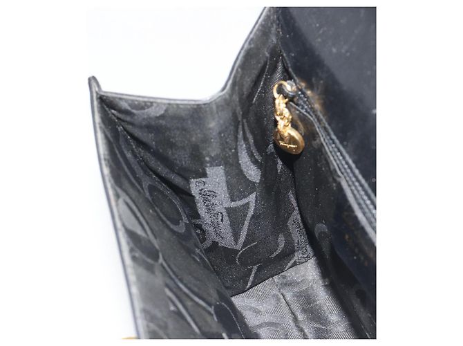 Borsa a tracolla Salvatore Ferragamo Gancini in pelle nera e oro Auth 194666 Nero D'oro - vista 20