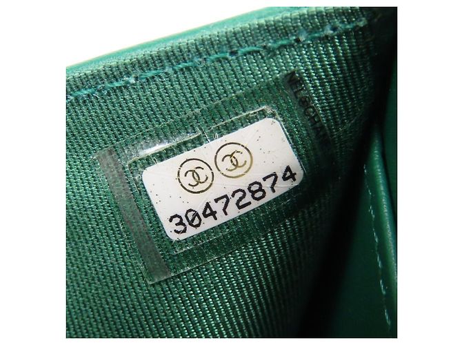 Cartera tríptico de piel de becerro granulada verde Chanel - vista 17