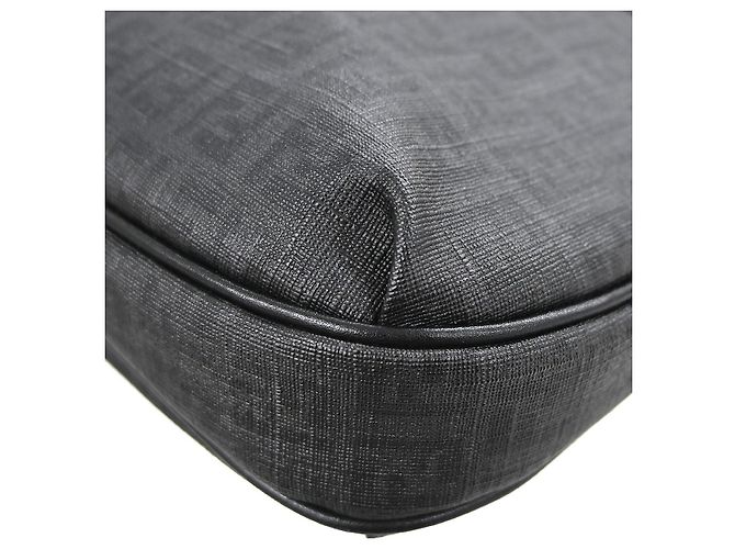 Fendi Front Pocket Messenger Zucchino Coated Canvas Medium Nero - vista 6
