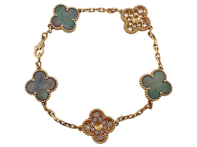 Bracciale charm Vintage Enhambra Van Cleef & Arpels D'oro - vista 3