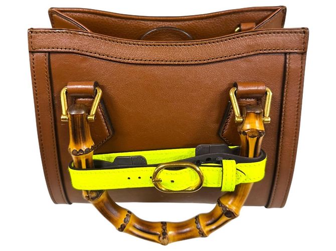 Borsa a tracolla mini tote Gucci Diana in bambù Marrone - vista 11