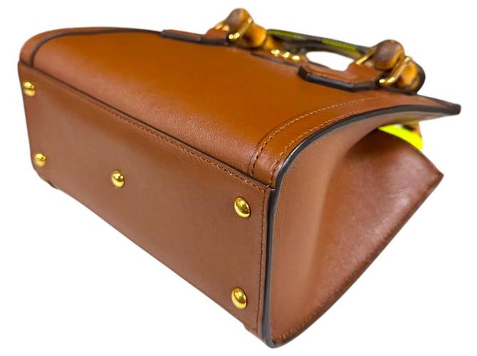 Borsa a tracolla mini tote Gucci Diana in bambù Marrone - vista 6