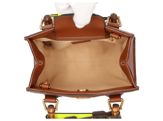 Borsa a tracolla mini tote Gucci Diana in bambù Marrone - vista 7