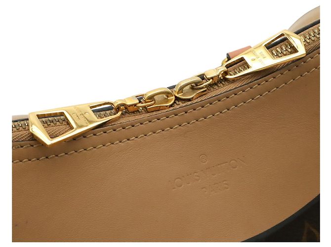 Borsa a mano e borsa a tracolla Louis Vuitton Monogram Tuileries Beige - vista 7