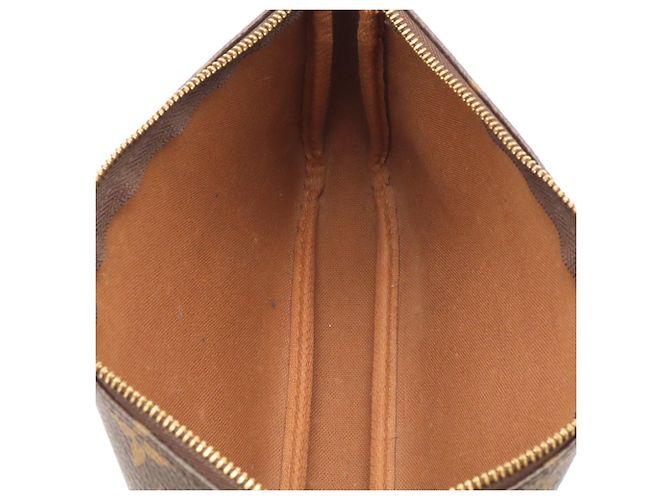 Borsa a mano Pochette Accessoires Monogram Louis Vuitton Marrone - vista 8
