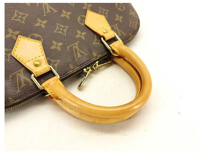 Louis Vuitton Alma Voyage Monogram Canvas MM Marrone - vista 3
