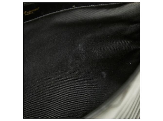 Borsa Tote Cassandra con logo YSL e catena Saint Laurent Nero - vista 9